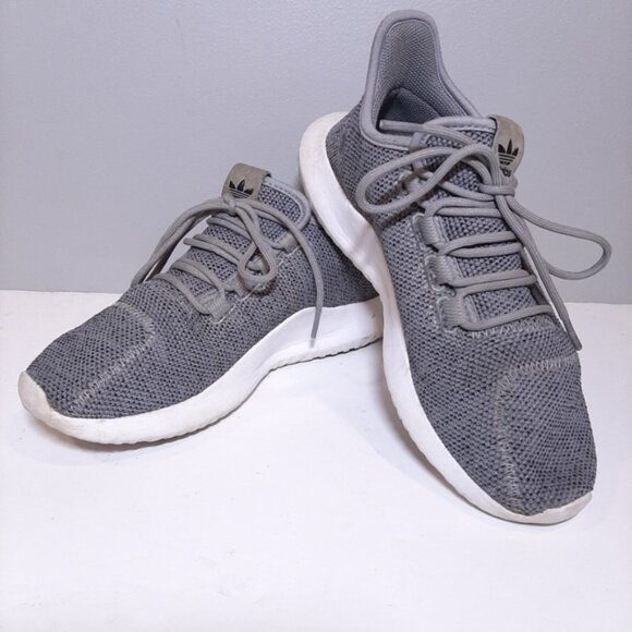 Adidas Tubular Shadow Running Shoes Chalk Grey Trainers Athletic Sneakers Size 6 - Picture 2 of 16